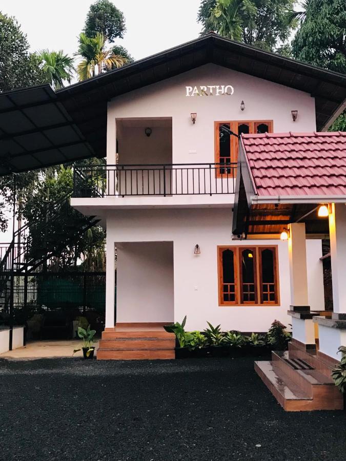 Partho Home Stay Padinjarathara Exterior photo